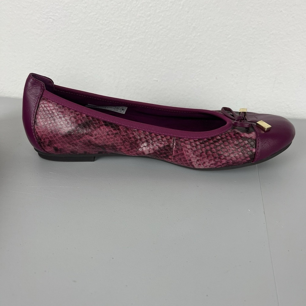 Vionic Women's 8 Minna Purple Snakeskin Cap Toe Slip On Bow Ballet Flats - Picture 3 of 9